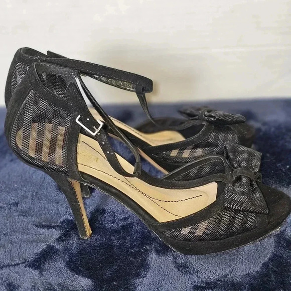 Kate Spade New York Women's Black Suede /Mesh Bow Peep Toe Heels Size 6.5 - Picture 6 of 12